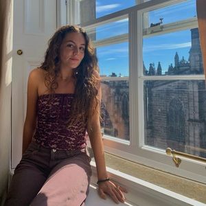 Meet your Posher, Lauren